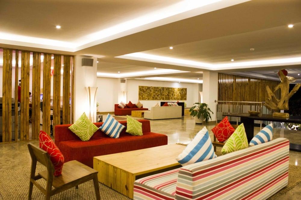 The Alea Hotel Seminyak Exterior photo