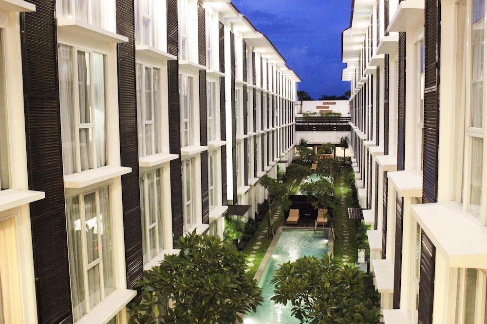 The Alea Hotel Seminyak Exterior photo