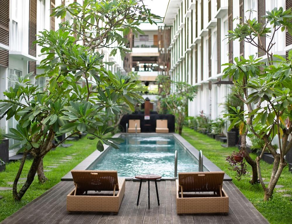 The Alea Hotel Seminyak Exterior photo